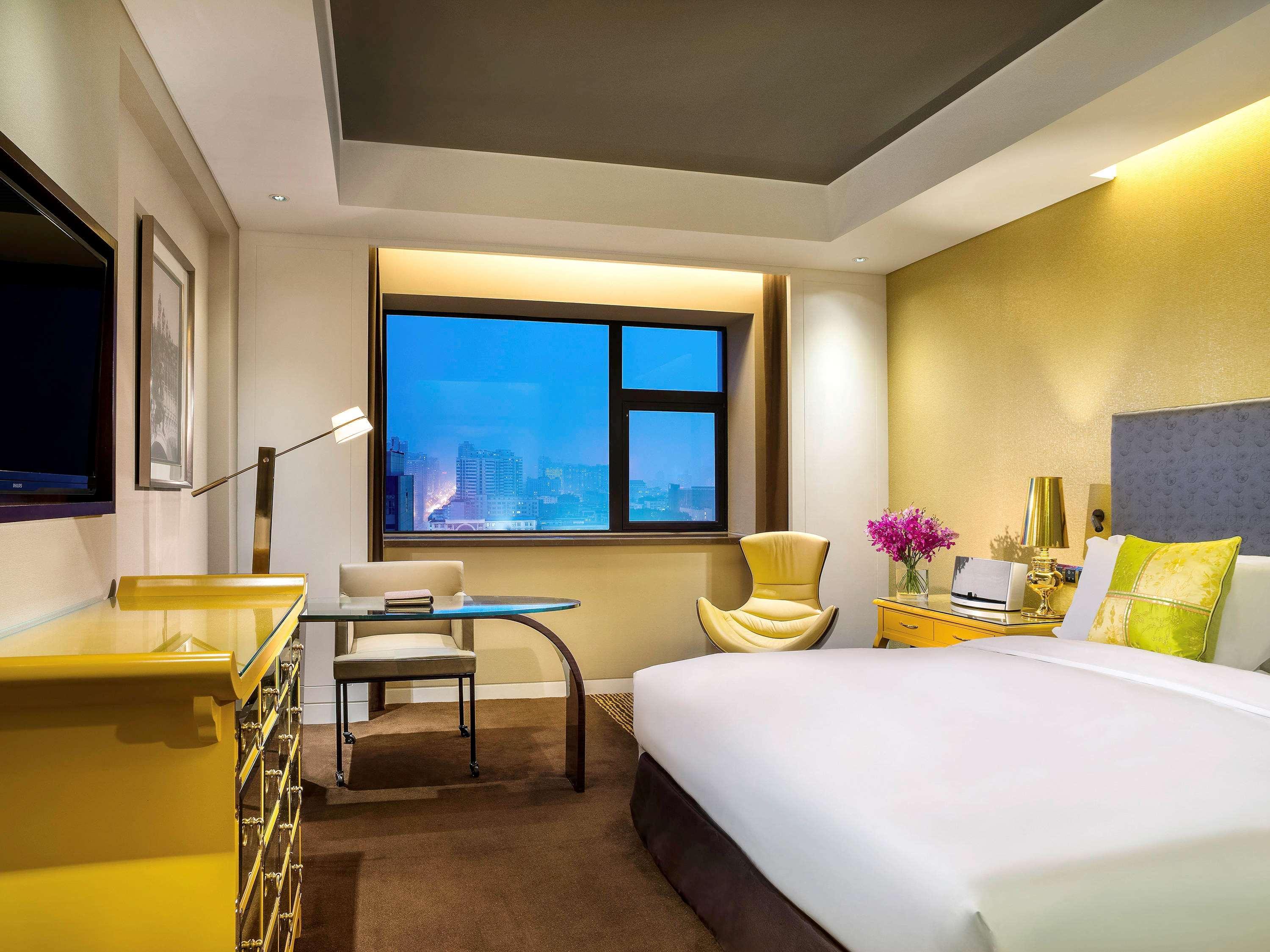 Готель Sofitel Zhengzhou International Екстер'єр фото