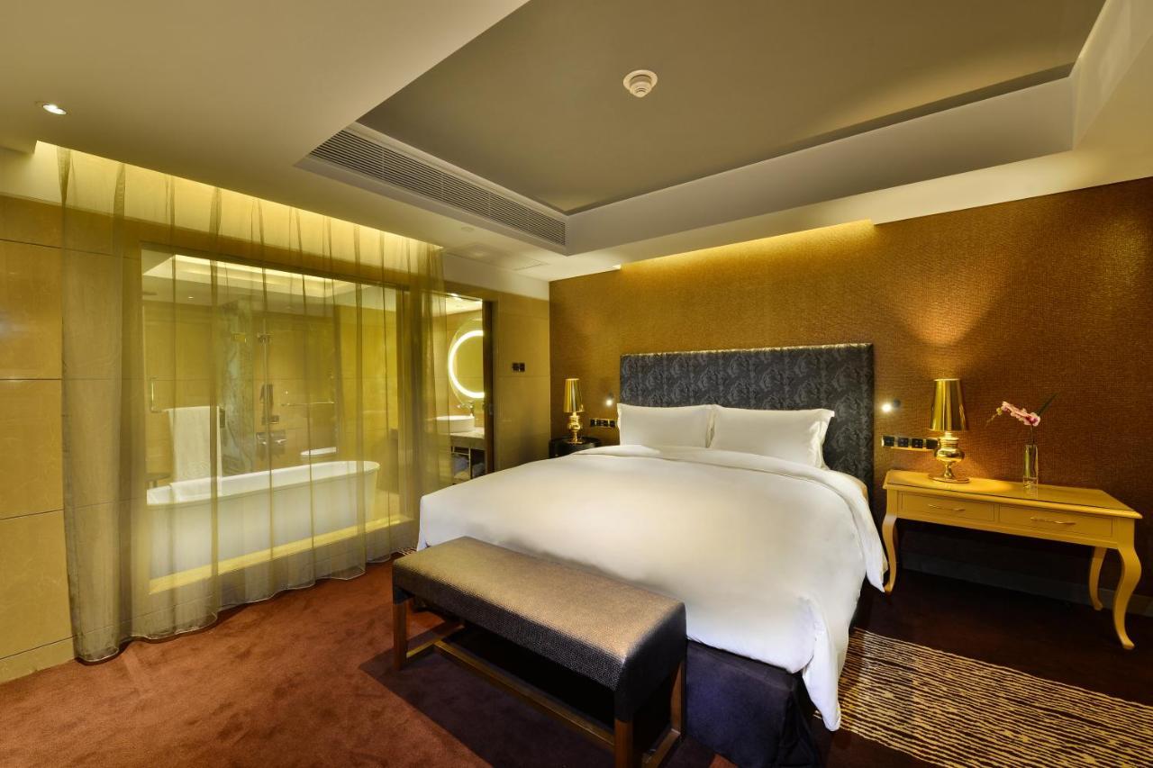 Готель Sofitel Zhengzhou International Екстер'єр фото